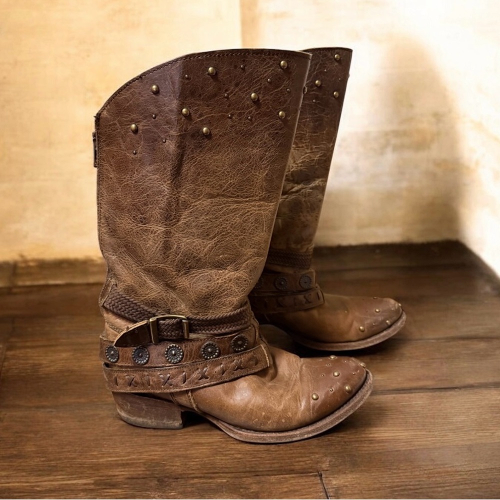 Corral~ Buckle ~Genuine Leather Boots~ Women’s Shoes ~ Size 7 - Picture 16 of 16